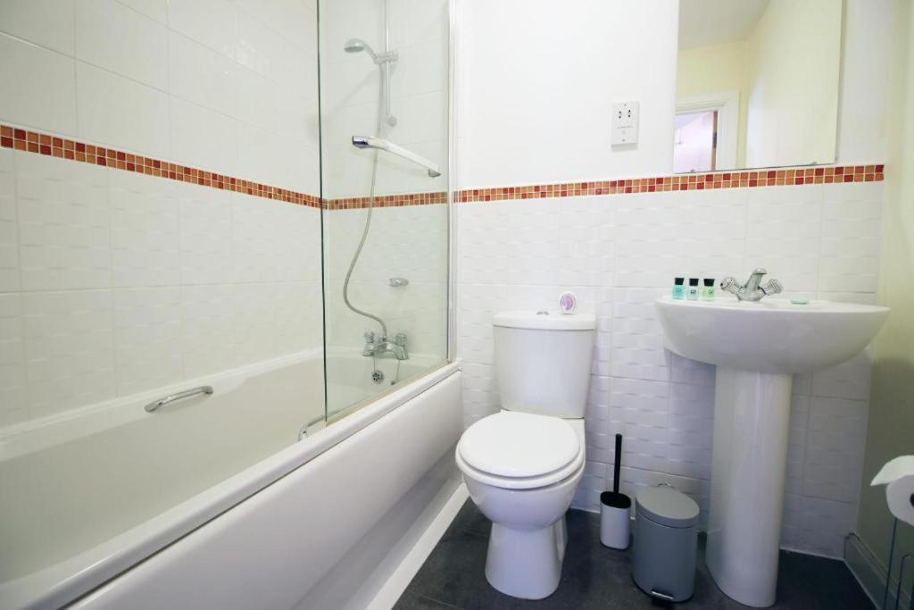 The Observatory By Mia Living 2 Bedroom Apartment Overlooking Swansea Beach With Free Parking Bagian luar foto