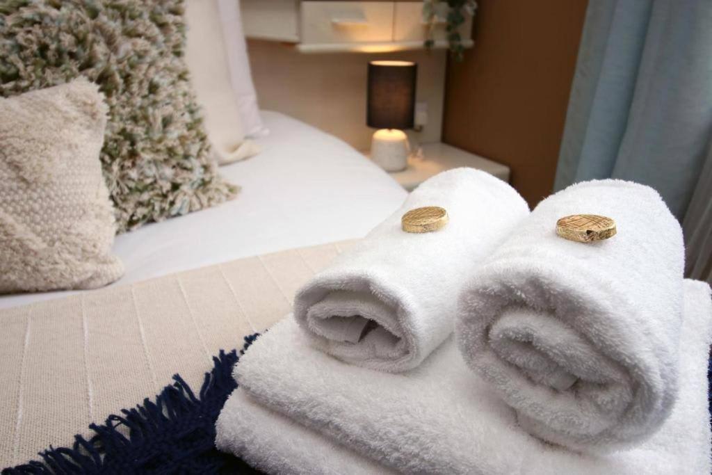 The Observatory By Mia Living 2 Bedroom Apartment Overlooking Swansea Beach With Free Parking Bagian luar foto