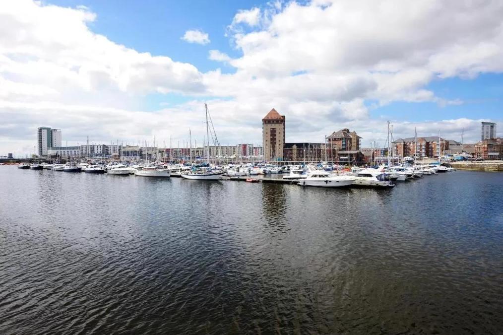 The Observatory By Mia Living 2 Bedroom Apartment Overlooking Swansea Beach With Free Parking Bagian luar foto