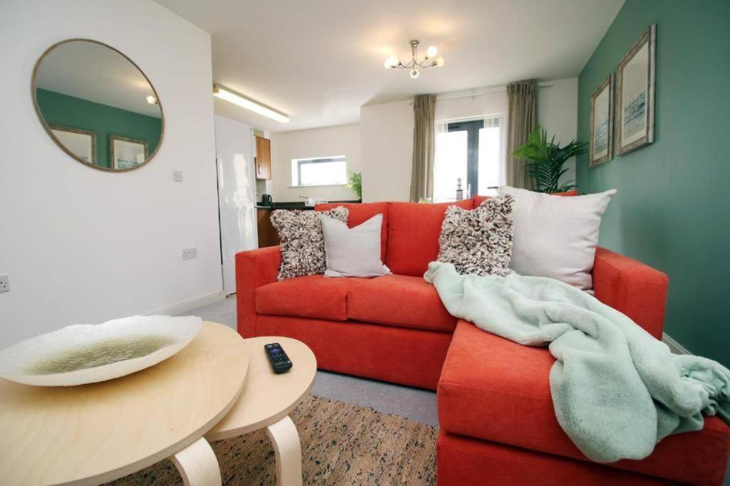 The Observatory By Mia Living 2 Bedroom Apartment Overlooking Swansea Beach With Free Parking Bagian luar foto