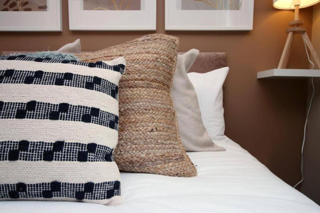 The Observatory By Mia Living 2 Bedroom Apartment Overlooking Swansea Beach With Free Parking Bagian luar foto